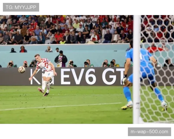 特拉布宗体育核心穆奇状态正佳 远射能力突出